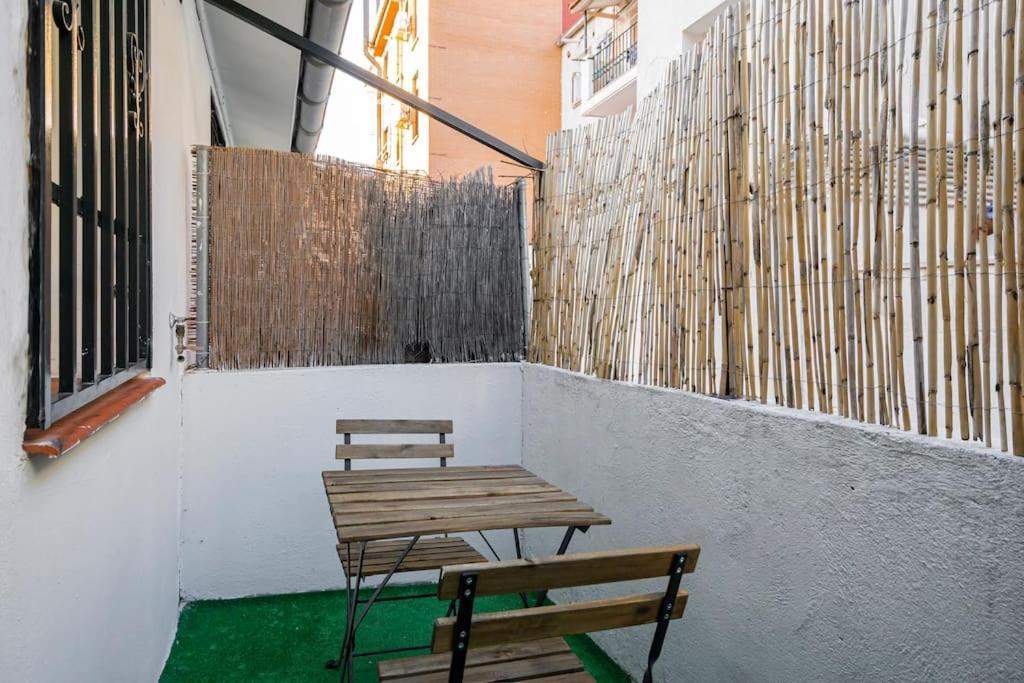 Bonito Estudio Con Terraza Madrid Exterior foto