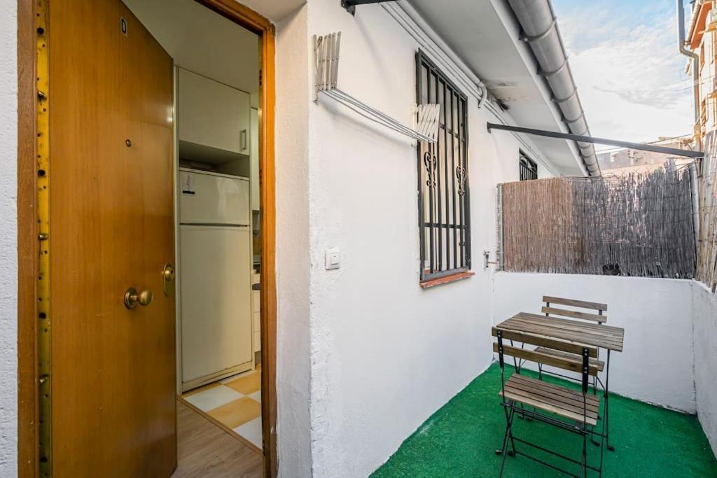 Apartamento Bonito Estudio Con Terraza Madrid Exterior foto