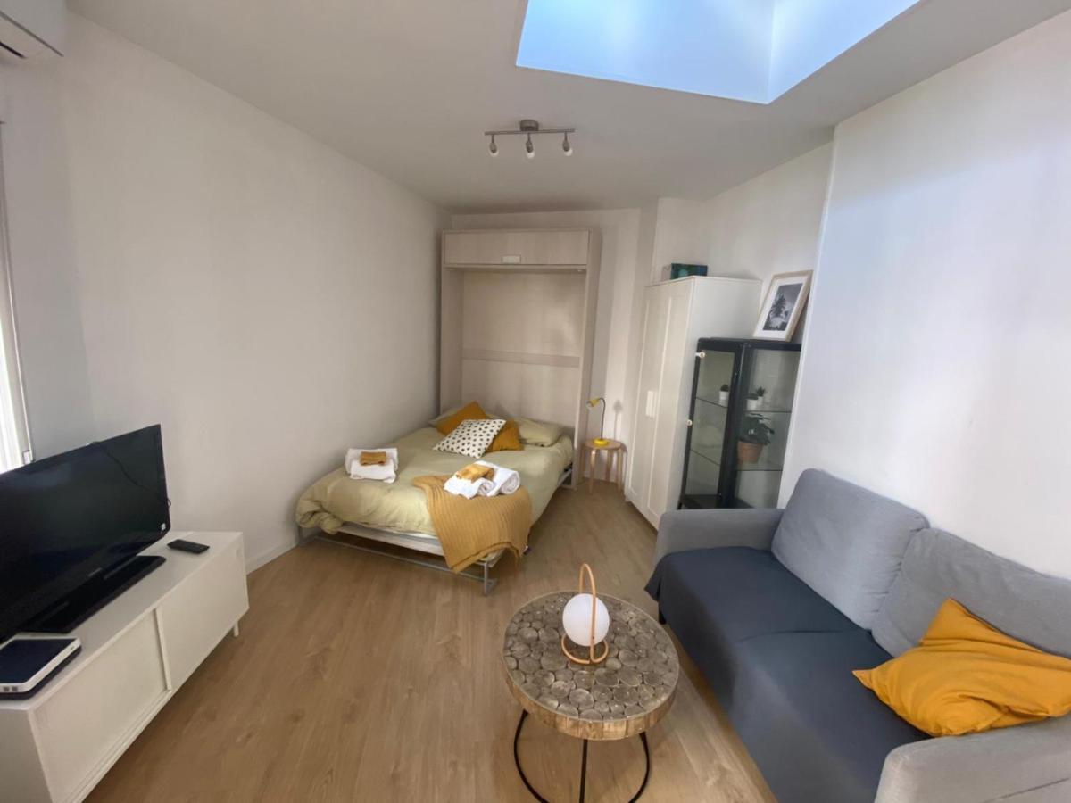 Bonito Estudio Con Terraza Madrid Exterior foto